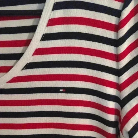 Tommy Hilfiger v-neck stripe short sleeve top size Xlarge - Picture 2 of 4
